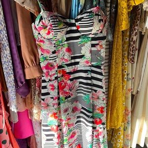 Anthropologie Rare Yumi Kim beautiful flower pattern midi dress size XS